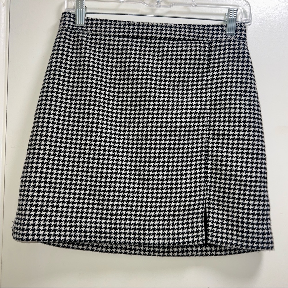 Hollister Black & White Houndstooth Mini Skirt WOMEN SIZE SMALL Ultra High Waist